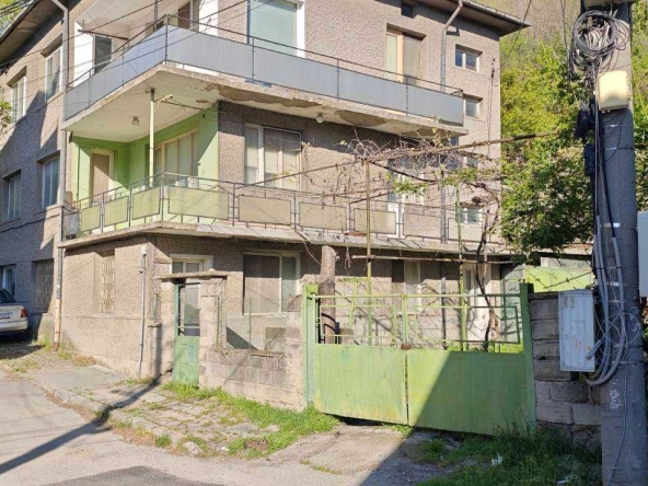 Къща в Провадия - 315 кв.м за 348 €/кв.м - Снимка #1