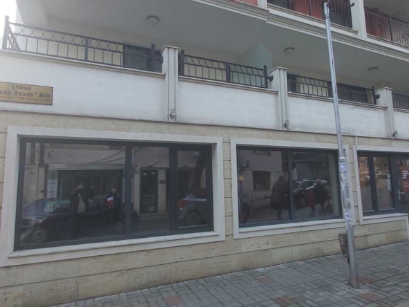 Заведение в Варна, Център - 91 кв.м за 1458 €/кв.м - Снимка #1