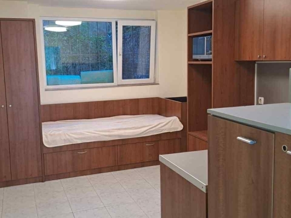 Дава се под наем Двустаен апартамент в София, Банишора - 45 кв.м за 497.25 € - Снимка #1