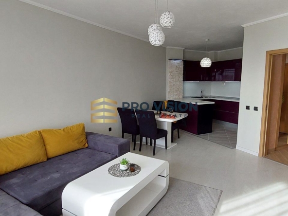 Дава се под наем Двустаен апартамент в Варна, Възраждане 1 - 75 кв.м за 498.27 € - Снимка #1