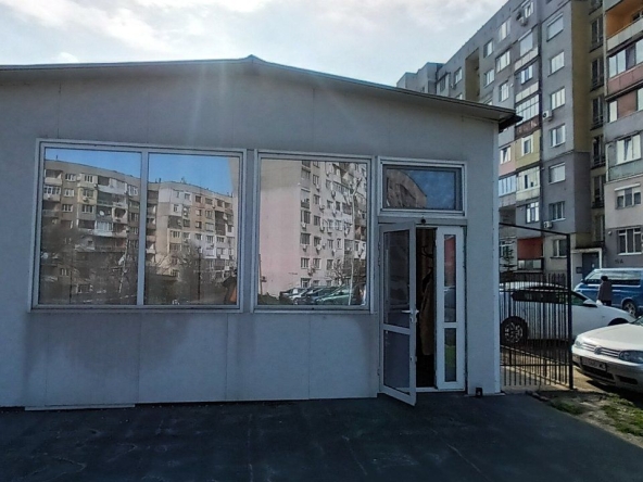 Магазин в Силистра, Изток - 47 кв.м за 543 €/кв.м - Снимка #1