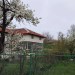 Къща в с. Динево, Област Хасково - 82 кв.м за 280 €/кв.м - Снимка #1