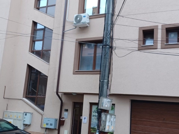 Дава се под наем Гараж / Паркомясто в София, Гоце Делчев - 24 кв.м за 1224 € - Снимка #1