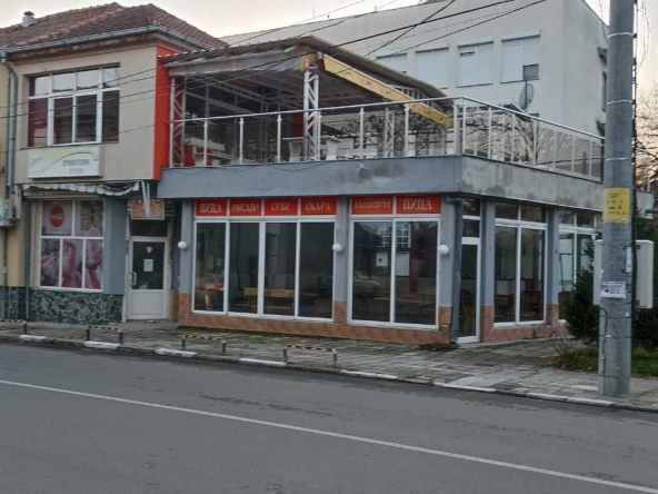 Магазин в Брезово - 400 кв.м за 400 €/кв.м - Снимка #1