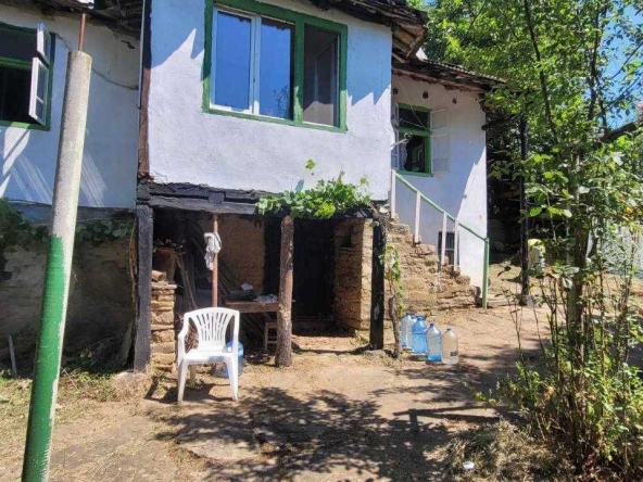 Къща в Правец - 61 кв.м за 385 €/кв.м - Снимка #1