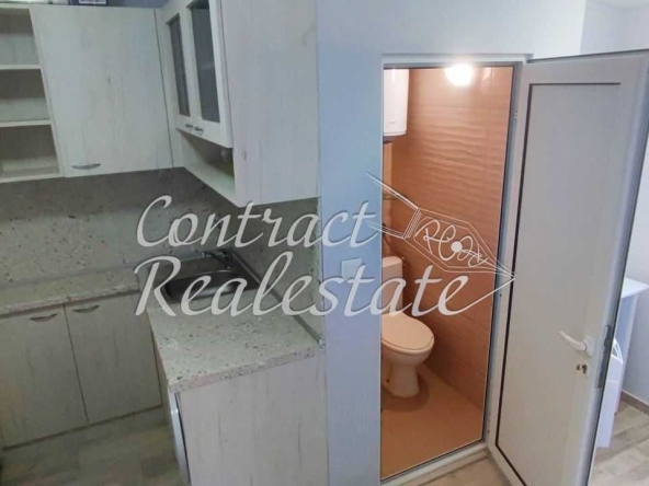 Дава се под наем Двустаен апартамент в Варна, Колхозен пазар - 35 кв.м за 255 € - Снимка #1