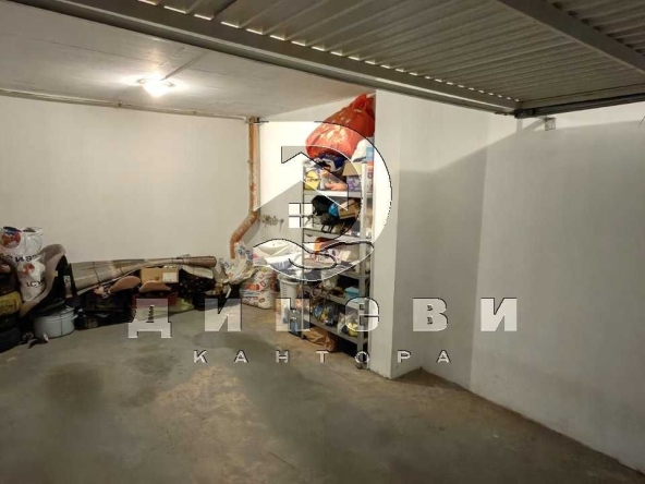 Гараж / Паркомясто в Стара Загора, ОРБ - 22 кв.м за 1000 €/кв.м - Снимка #1