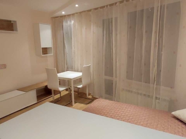 Дава се под наем Едностаен апартамент в София, Младост 4 - 45 кв.м за 331.5 € - Снимка #1