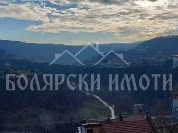 Етаж от къща в Велико Търново, Стара част - 45 кв.м за 1089 €/кв.м - Снимка #1