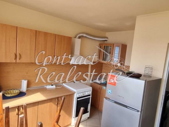 Дава се под наем Тристаен апартамент в с. Левски, Област Варна - 80 кв.м за 459 € - Снимка #1