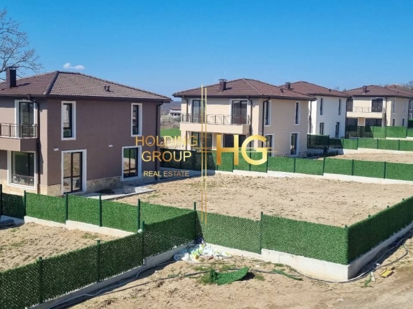 Къща в с. Приселци, Област Варна - 142 кв.м за 1424 €/кв.м - Снимка #1