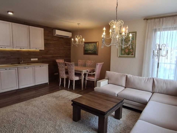 Тристаен апартамент в София, Студентски град - 107 кв.м за 882 €/кв.м - Снимка #1