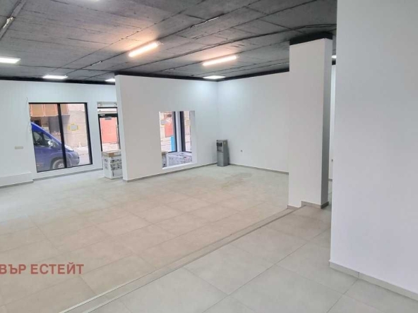 Магазин в Русе, Родина 1 - 105 кв.м за 675 €/кв.м - Снимка #1