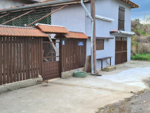 Къща в Силистра, Юг - 100 кв.м за 255 €/кв.м - Снимка #1