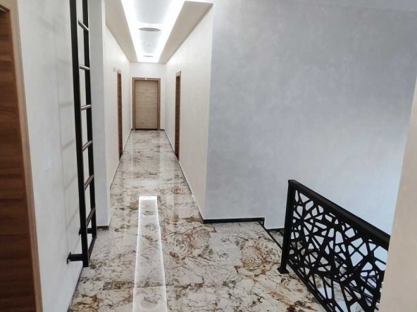 Тристаен апартамент в Пловдив, Христо Смирненски - 75 кв.м за 1667 €/кв.м - Снимка #1