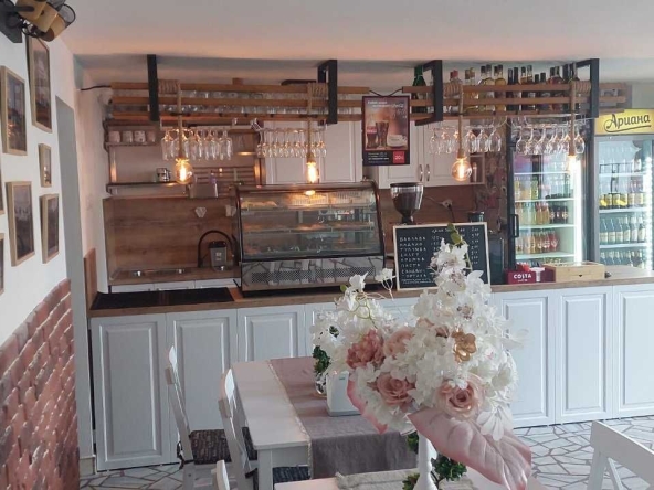 Заведение в Асеновград - 50 кв.м за 1428 €/кв.м - Снимка #1