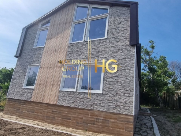 Къща в Варна, м-т Боровец - юг - 160 кв.м за 813 €/кв.м - Снимка #1