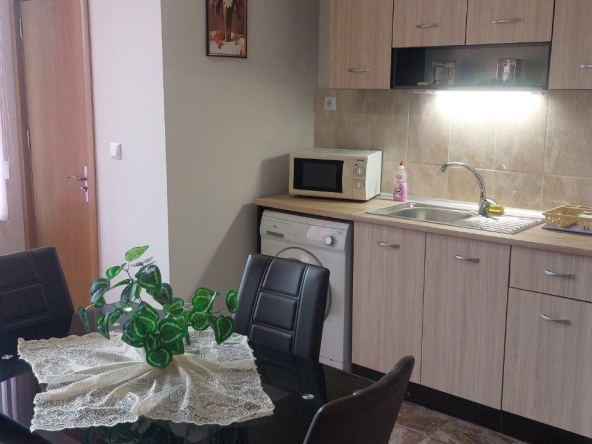 Дава се под наем Едностаен апартамент в Варна, Трошево - 35 кв.м за 255 € - Снимка #1