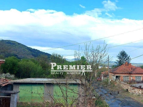 Къща в с. Подвис, Област Бургас - 75 кв.м за 407 €/кв.м - Снимка #1