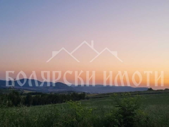 Парцел в с. Присово, Област Велико Търново - 3500 кв.м за 19 €/кв.м - Снимка #1