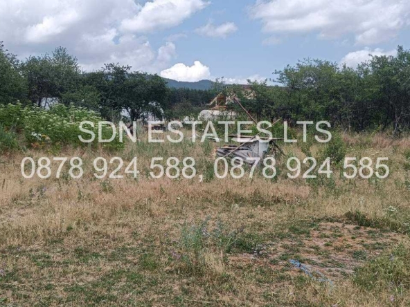 Парцел в с. Долно изворово, Област Стара Загора - 700 кв.м за 40 €/кв.м - Снимка #1