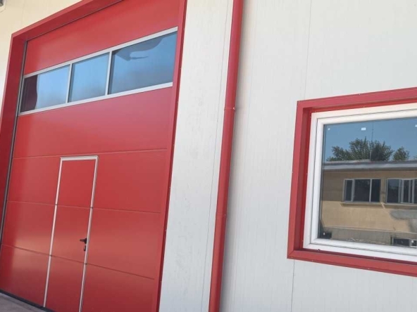 Дава се под наем Склад в Казанлък - 360 кв.м за 1020 € - Снимка #1