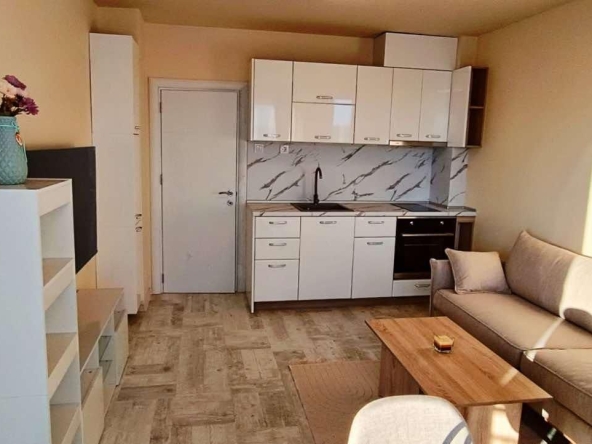 Дава се под наем Двустаен апартамент в Варна, Погреби - 45 кв.м за 450 € - Снимка #1
