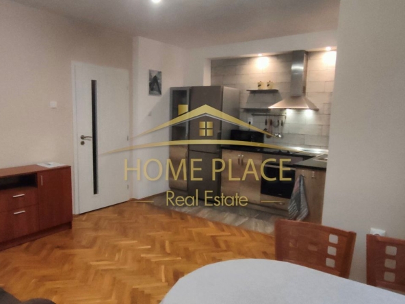 Дава се под наем Двустаен апартамент в Варна, Бизнес хотел - 57 кв.м за 402.9 € - Снимка #1