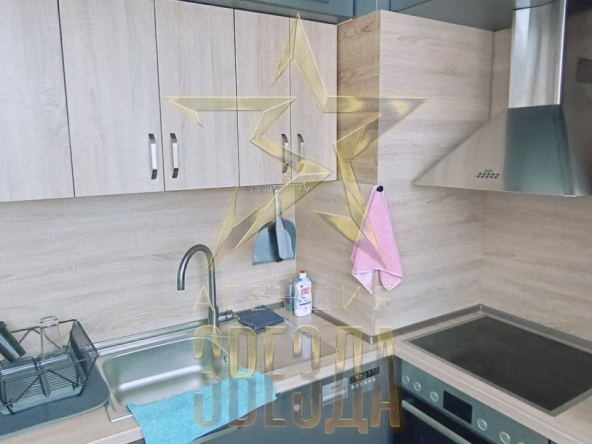 Дава се под наем Двустаен апартамент в Пловдив, Гагарин - 80 кв.м за 375 € - Снимка #1