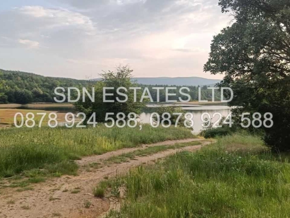 Парцел в Казанлък - 700 кв.м за 40 €/кв.м - Снимка #1