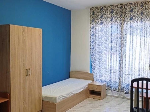 Дава се под наем Ателие в Свиленград - 22 кв.м за 248.88 € - Снимка #1