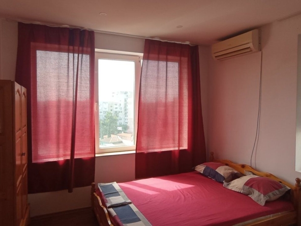 Дава се под наем Тристаен апартамент в Варна, Възраждане 1 - 58 кв.м за 382.5 € - Снимка #1