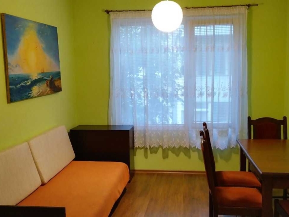 Дава се под наем Двустаен апартамент в Варна, ВИНС - 42 кв.м за 433.5 € - Снимка #1