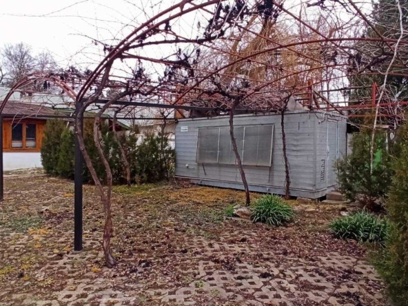 Склад в Добрич, ЖП Гара - 1680 кв.м за 120 €/кв.м - Снимка #1