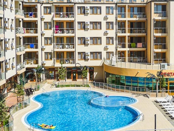 Дава се под наем Двустаен апартамент в Несебър - 85 кв.м за 510 € - Снимка #1