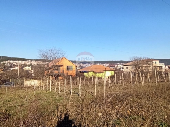 Парцел в Варна, м-т Траката - 1233 кв.м за 56 €/кв.м - Снимка #1