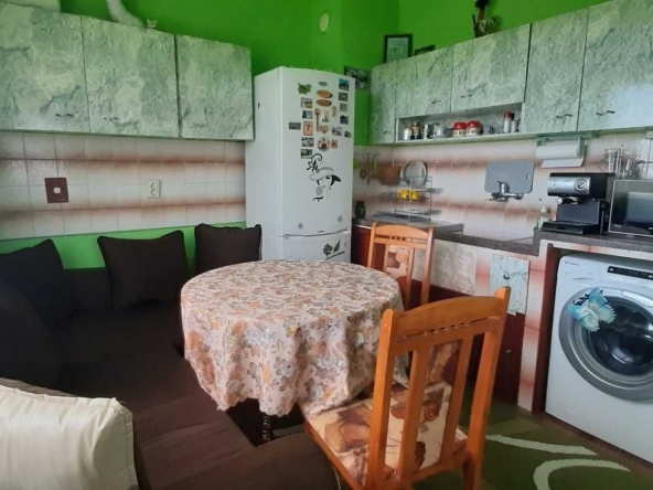 Двустаен апартамент в Малко Търново - 72 кв.м за 528 €/кв.м - Снимка #1
