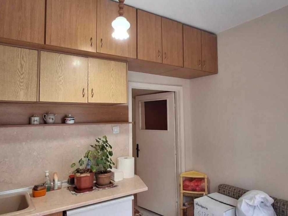 Двустаен апартамент в Варна, Победа - 70 кв.м за 1743 €/кв.м - Снимка #1