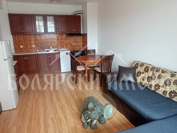 Дава се под наем Двустаен апартамент в Велико Търново, Картала - 55 кв.м за 332 € - Снимка #1