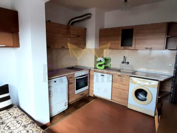 Дава се под наем Двустаен апартамент в Варна, Младост 2 - 42 кв.м за 357 € - Снимка #1