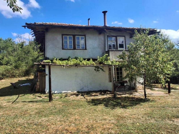 Къща в с. Съботковци, Област Габрово - 130 кв.м за 275 €/кв.м - Снимка #1