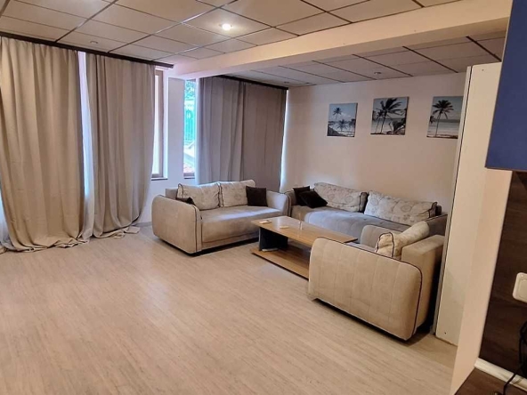 Дава се под наем Двустаен апартамент в София, Горна баня - 110 кв.м за 648.21 € - Снимка #1