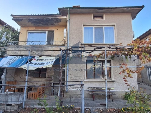 Къща в Шумен, Дивдядово - 208 кв.м за 711 €/кв.м - Снимка #1