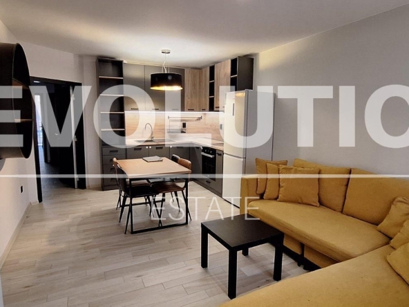 Дава се под наем Тристаен апартамент в Пловдив, Каменица 2 - 85 кв.м за 800 € - Снимка #1