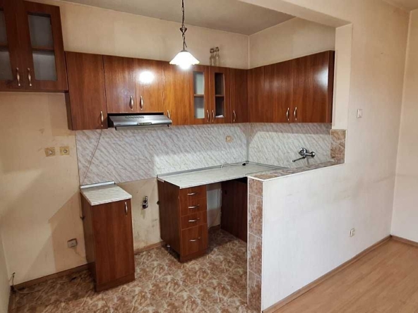 Многостаен апартамент в Плевен, Мара Денчева - 120 кв.м за 1250 €/кв.м - Снимка #1