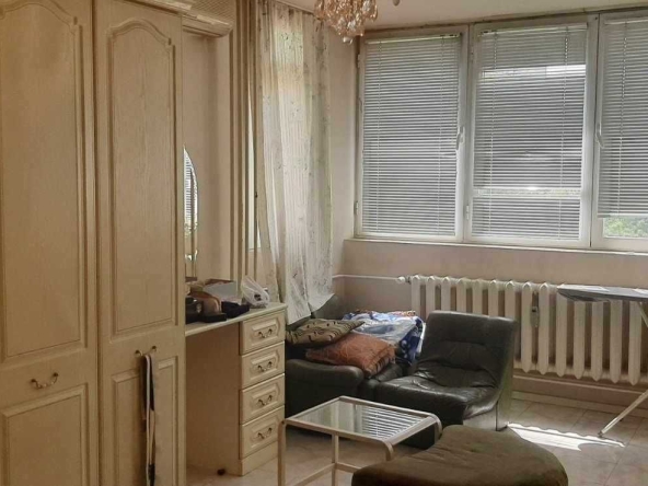 Дава се под наем Тристаен апартамент в София, Лагера - 98 кв.м за 600 € - Снимка #1