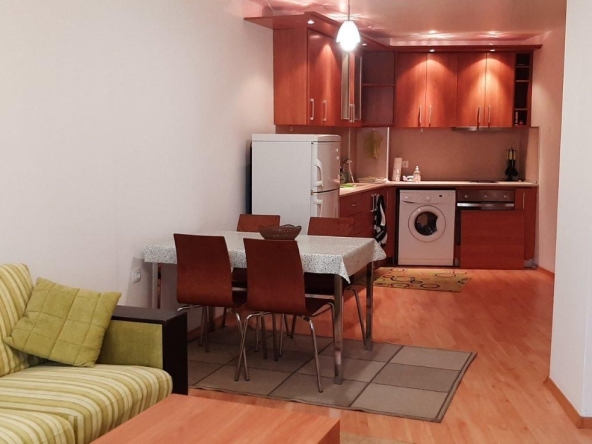 Дава се под наем Двустаен апартамент в Пловдив, Мараша - 80 кв.м за 408 € - Снимка #1