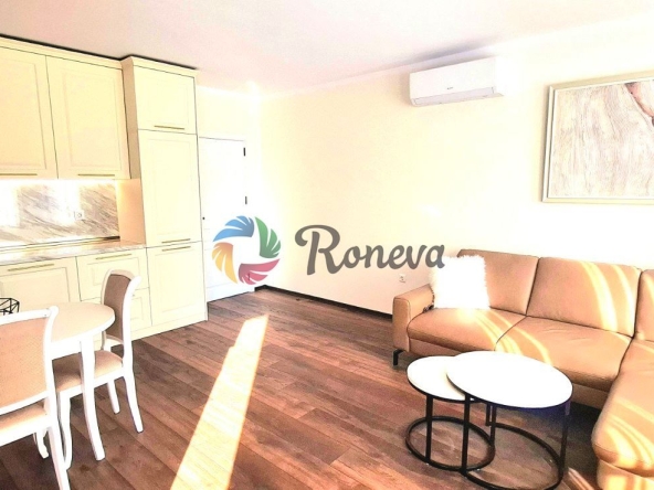 Двустаен апартамент в к.к. Св.Св. Константин и Елена - 81 кв.м за 2962 €/кв.м - Снимка #1