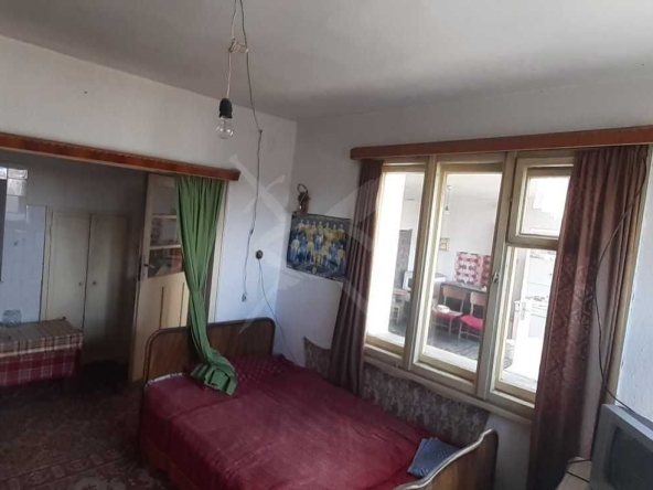 Къща в с. Старосел, Област Пловдив - 244 кв.м за 214 €/кв.м - Снимка #1