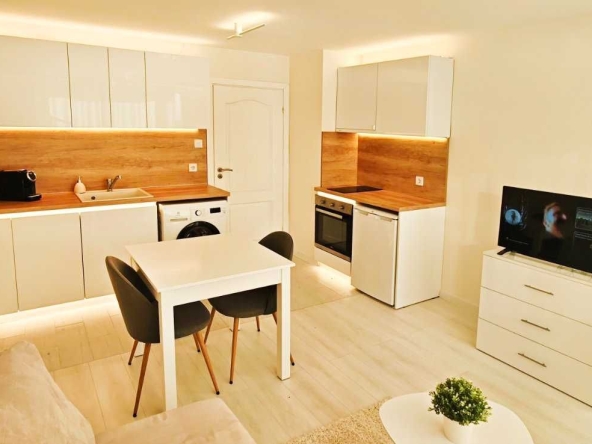 Тристаен апартамент в Стара Загора, Казански - 70 кв.м за 1672 €/кв.м - Снимка #1